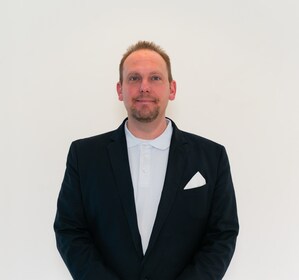 Staff member Chris Cekot from ID_372f5c