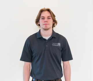 Staff member Dante White from ID_34ae52