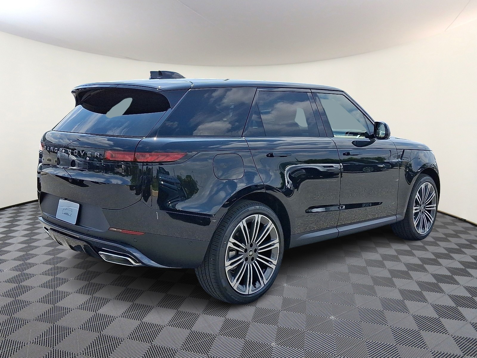2025 Land Rover Range Rover Sport SE photo 4