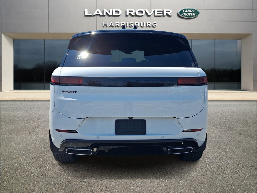 New 2026 Land Rover Range Rover Sport Dynamic SE SUV