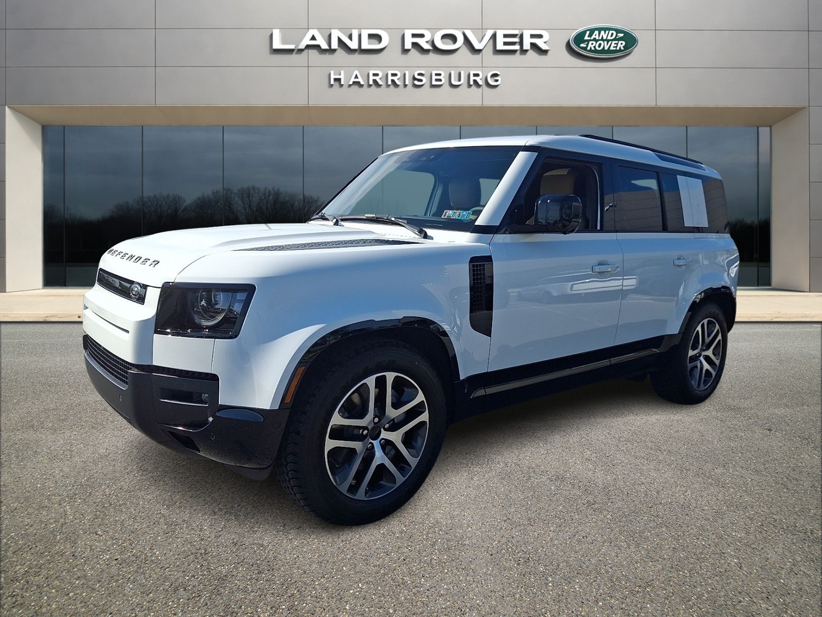2026 Land Rover Defender 110 X-Dynamic SE P400's photo