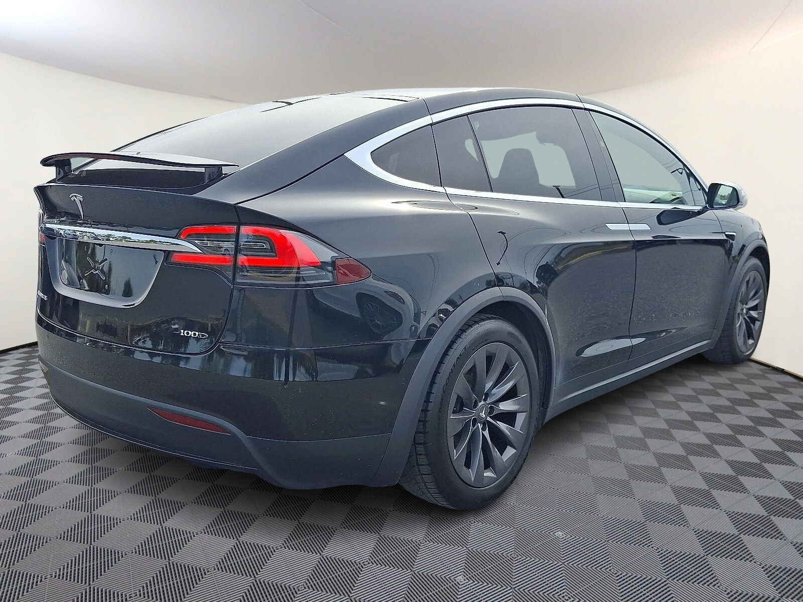 2018 Tesla Model X 100D photo 4