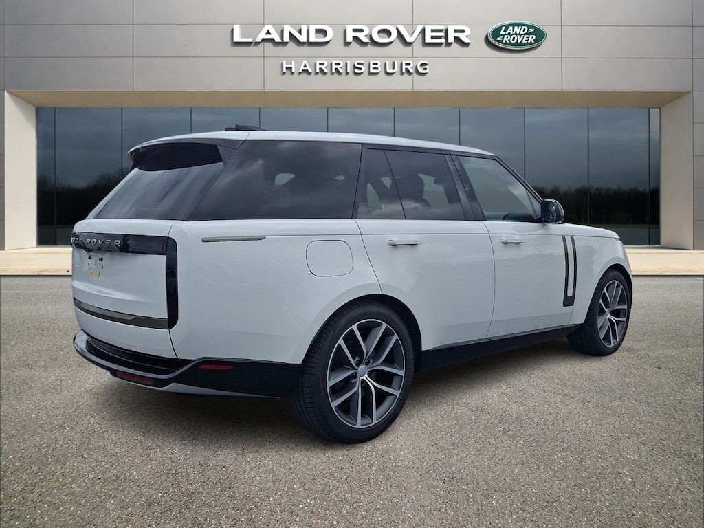 Certified 2025 Land Rover Range Rover P400 SE SUV