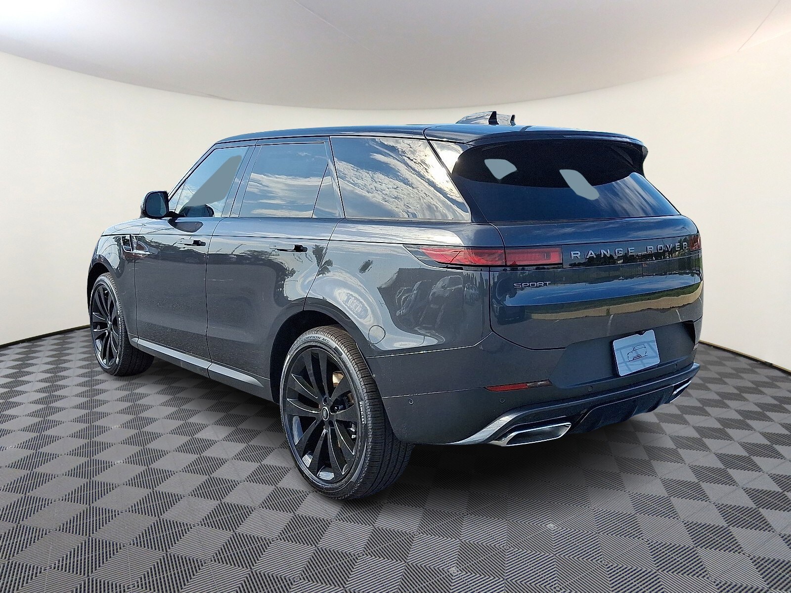 2025 Land Rover Range Rover Sport SE photo 2