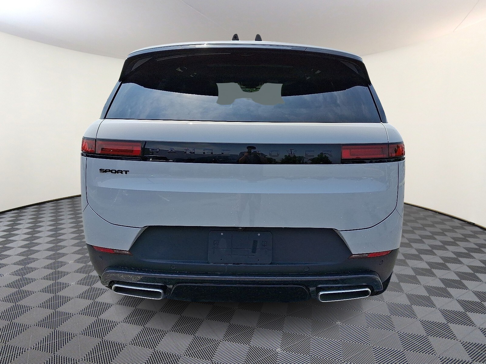 2025 Land Rover Range Rover Sport SE photo 3