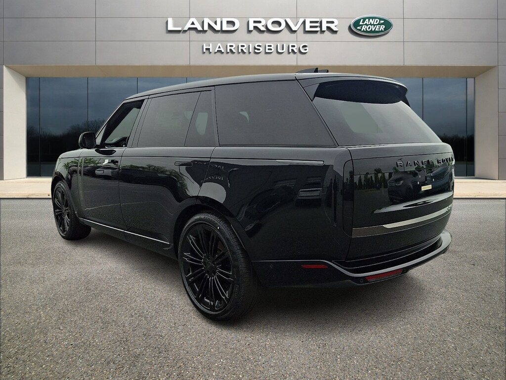 New 2026 Land Rover Range Rover SV Signature Suite SUV