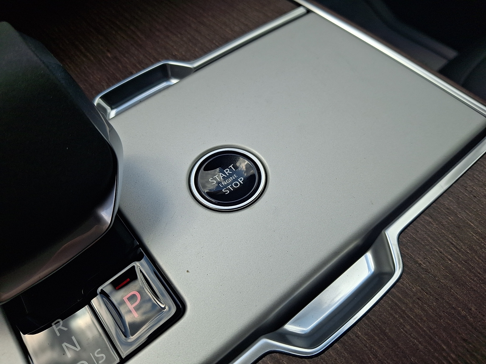 2026 Land Rover Range Rover SE - Photo 19