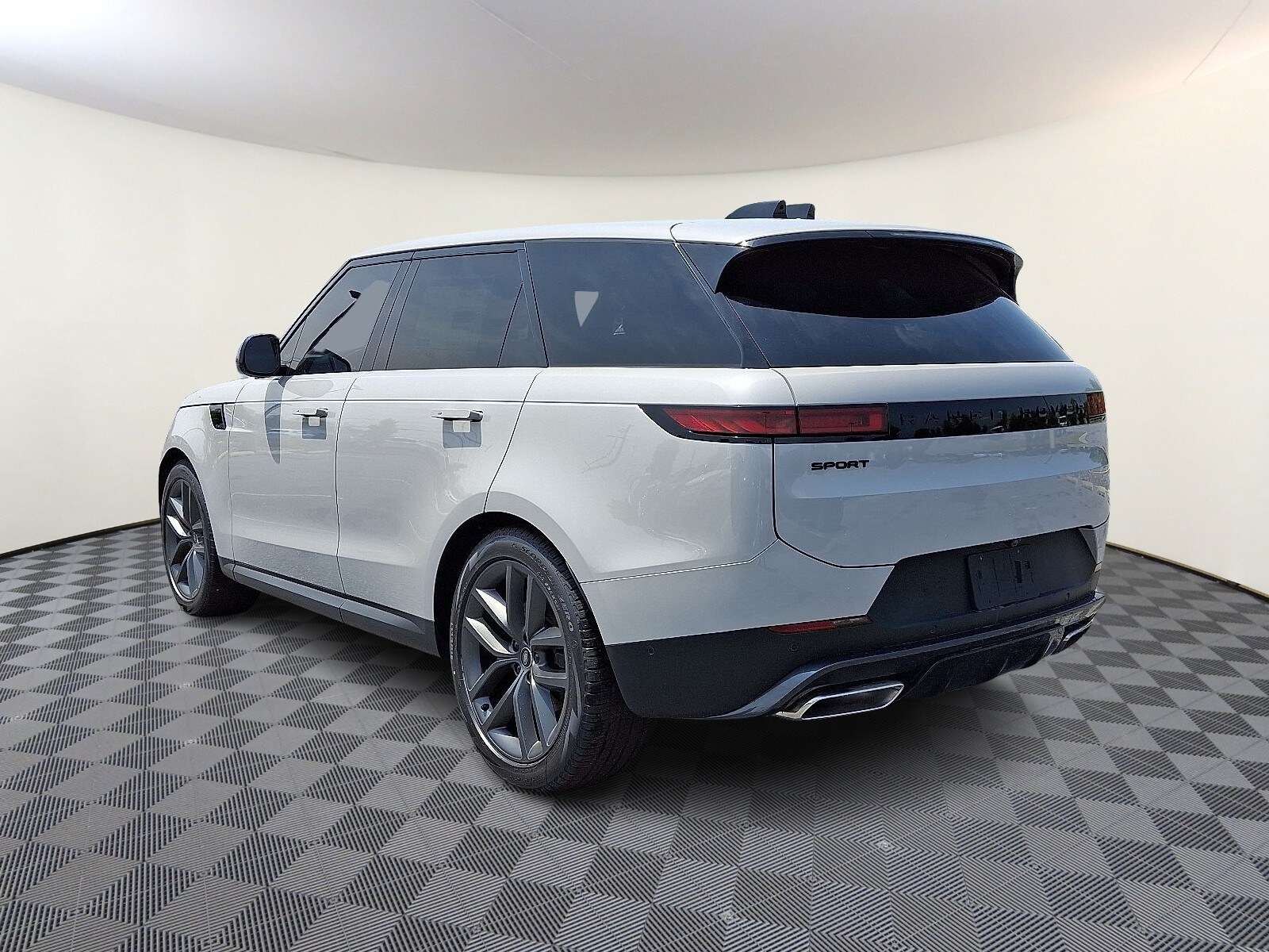 2025 Land Rover Range Rover Sport SE photo 2