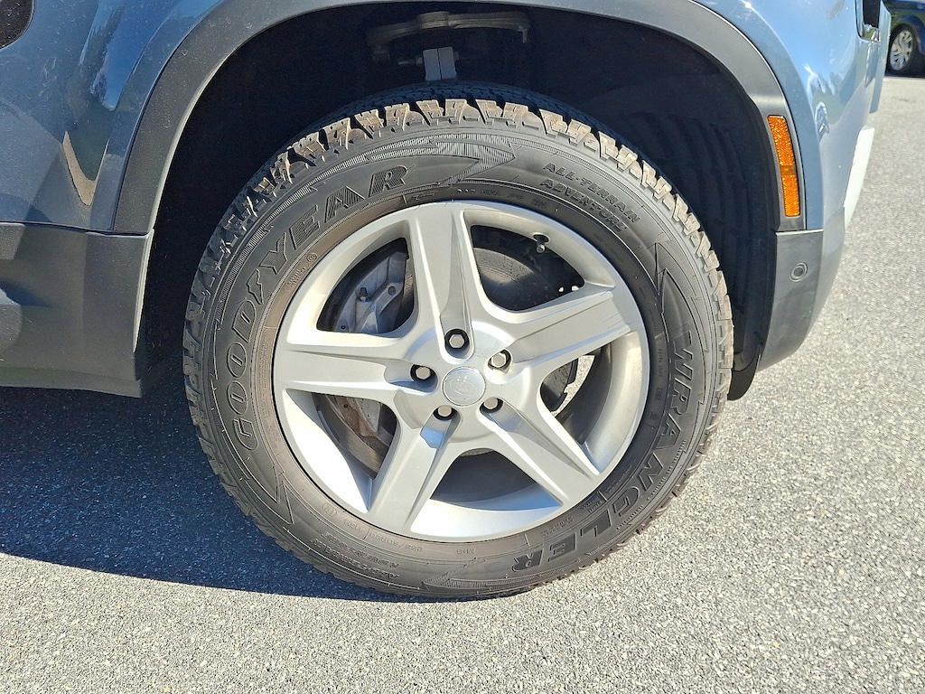 Certified 2022 Land Rover Defender SE SUV