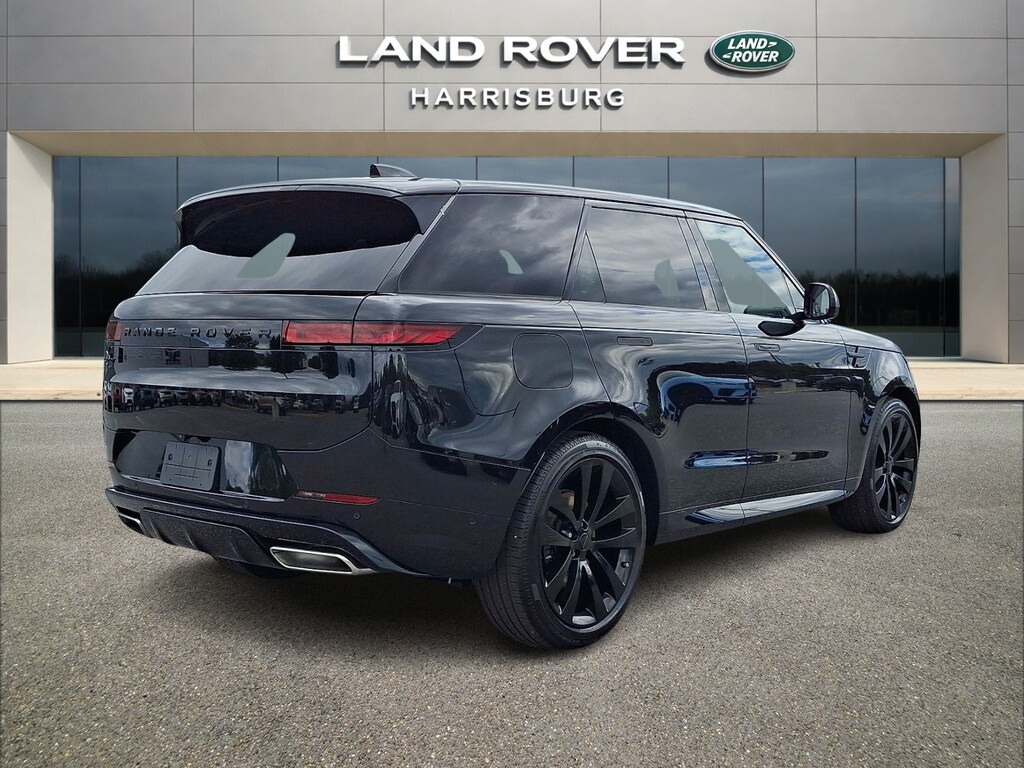 New 2026 Land Rover Range Rover Sport Dynamic SE SUV