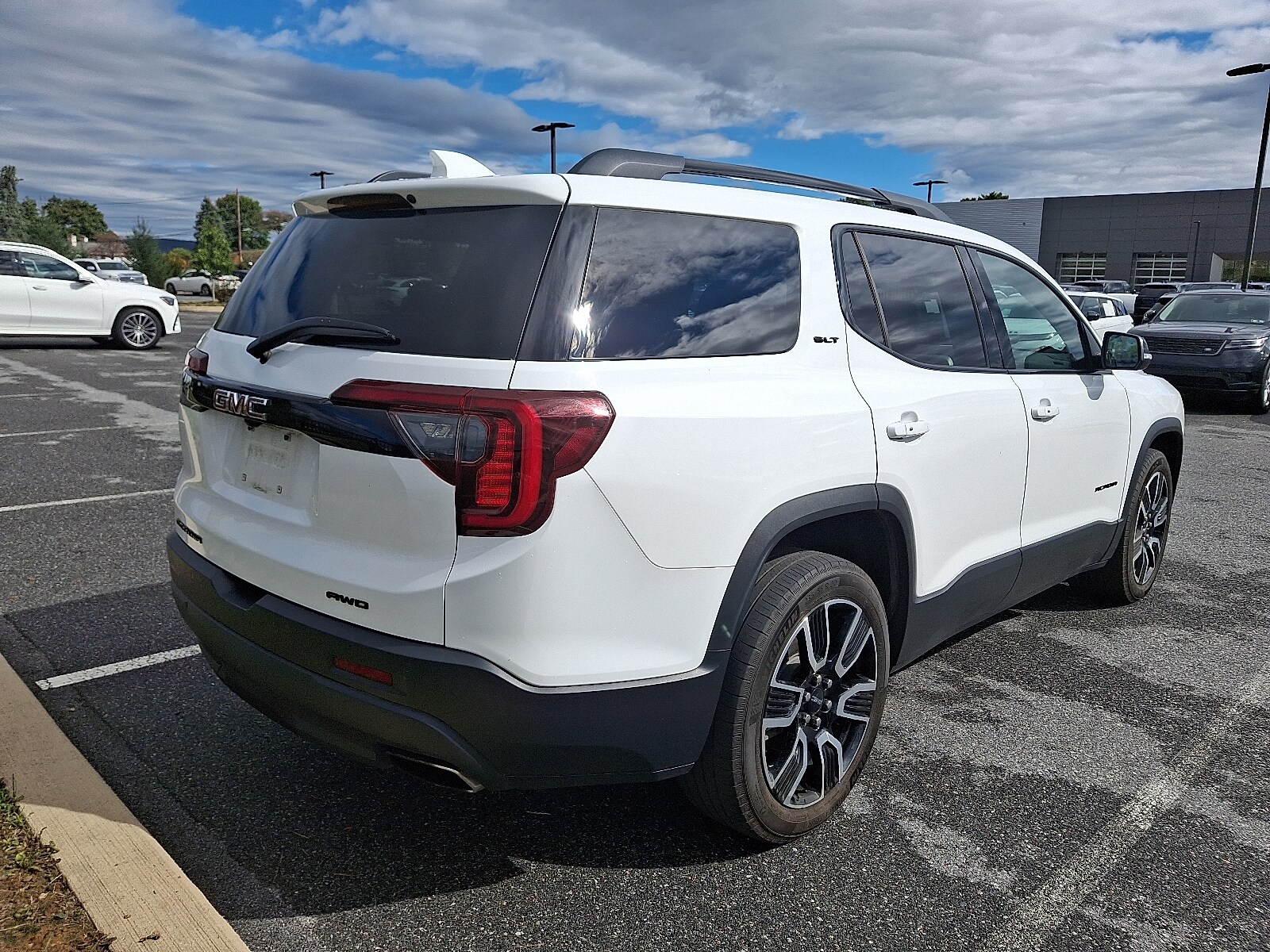 2021 Gmc Acadia SLT photo 4