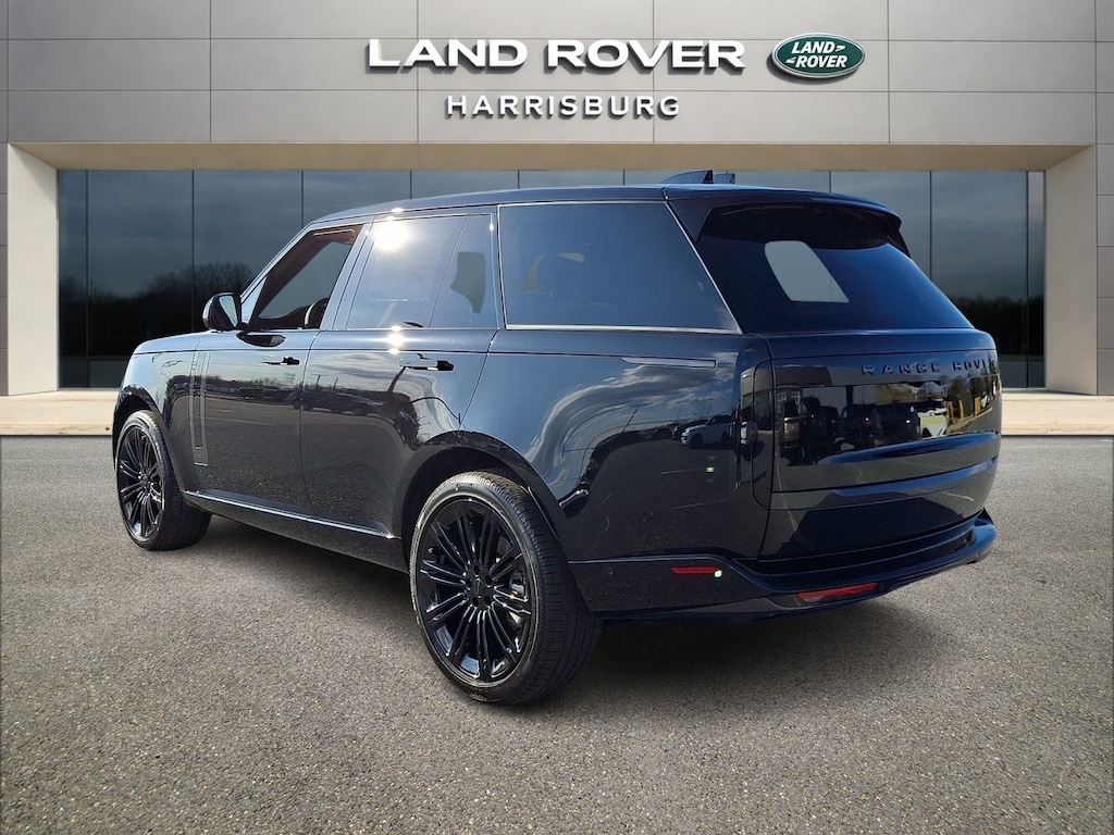 New 2026 Land Rover Range Rover SE SUV