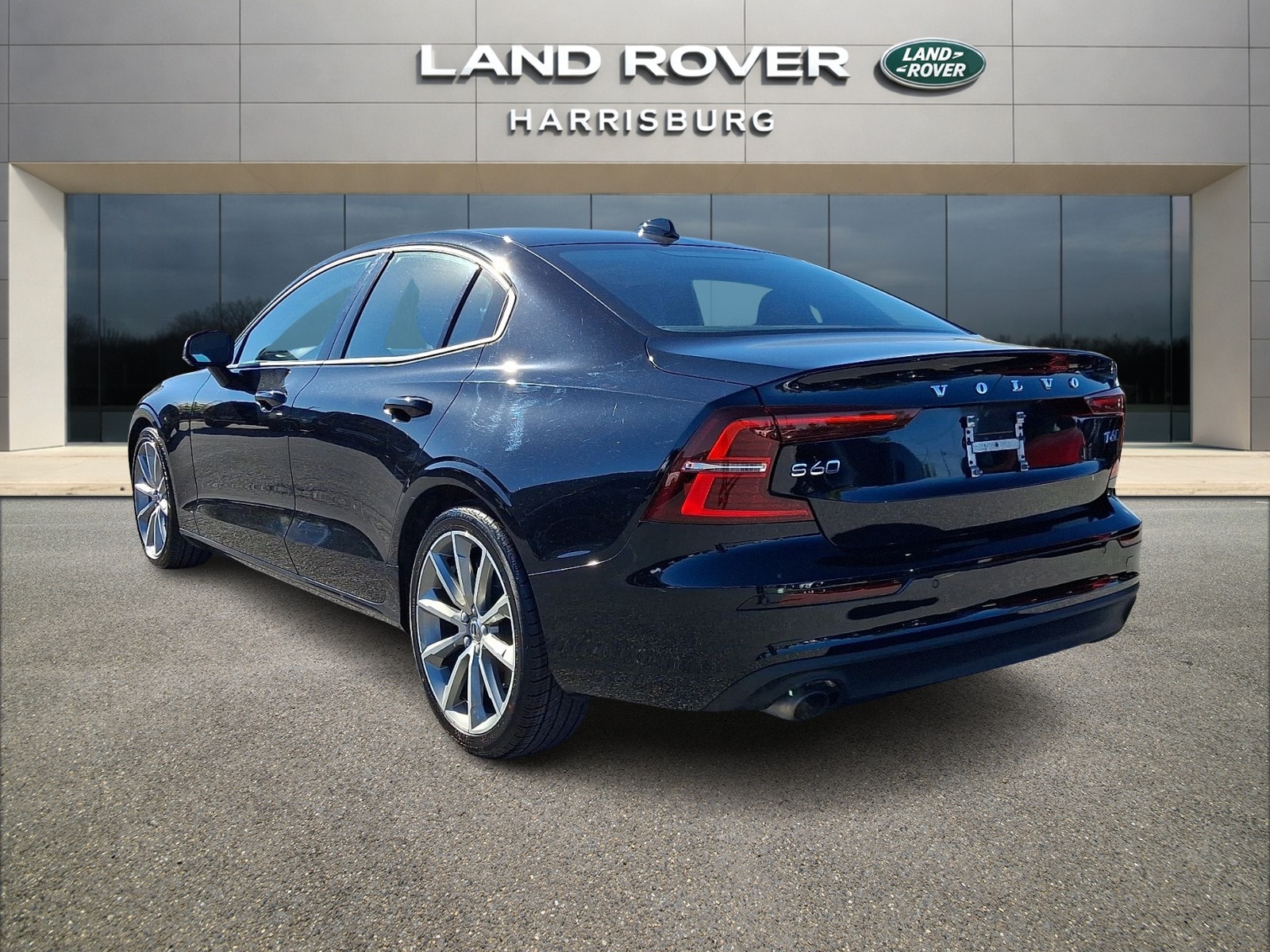 Used 2020 Volvo S60 Momentum with VIN 7JRA22TK0LG039403 for sale in Carlisle, PA
