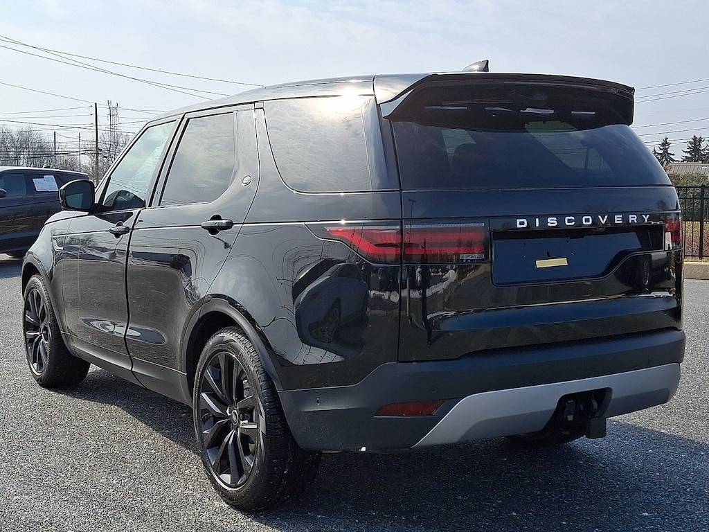 New 2026 Land Rover Discovery S SUV