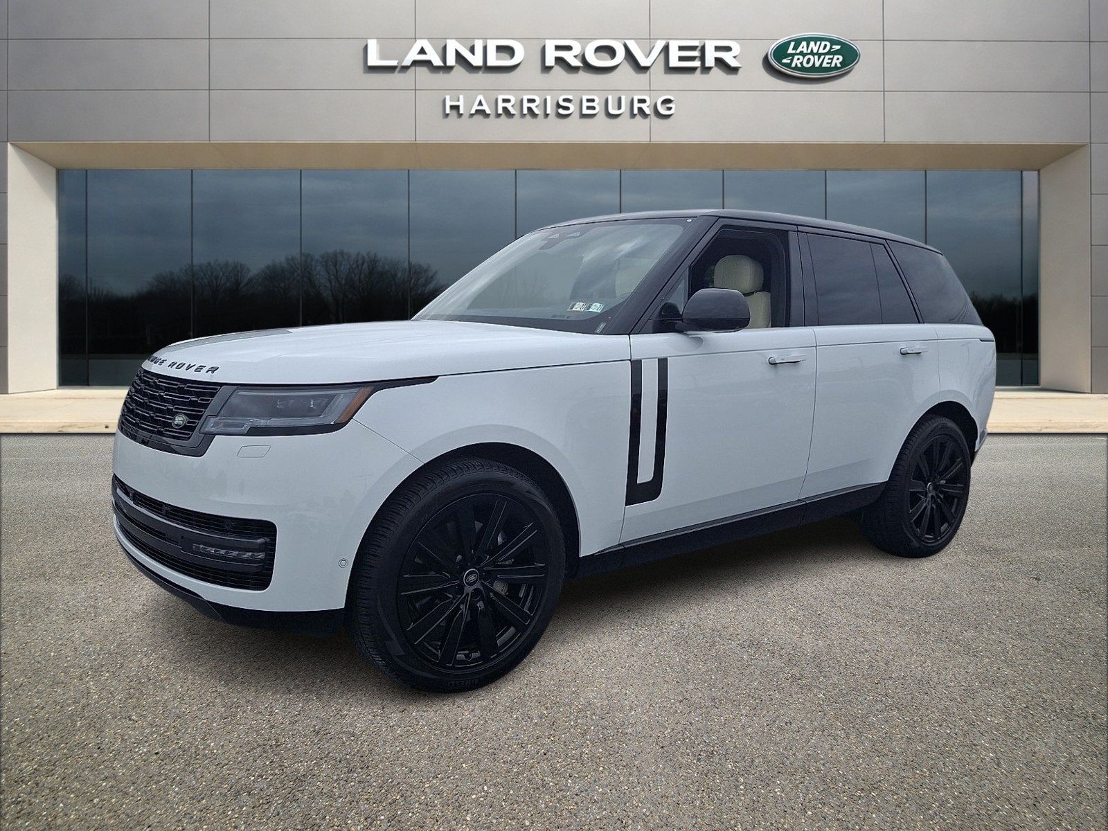 2025 Land Rover Range Rover 3.0 SE SWB's photo
