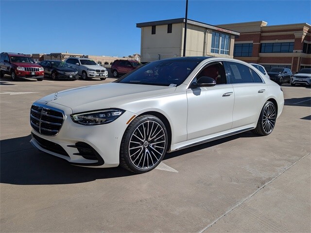 2022 Mercedes Benz S 580 4MATIC photo 2