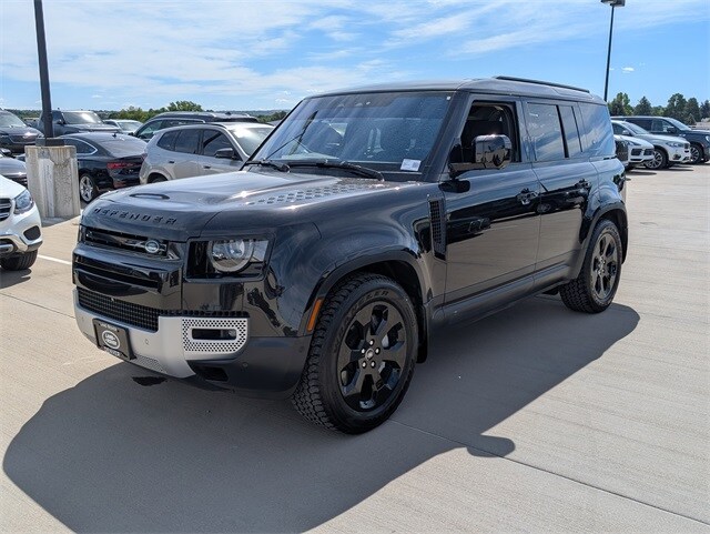 2020 Land Rover Defender 110 HSE photo 2