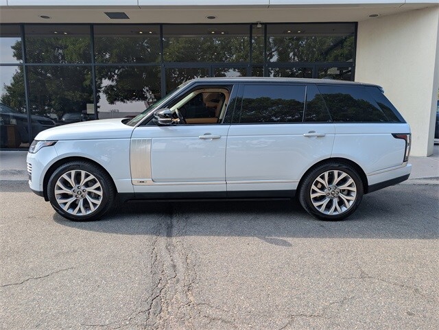 2020 Land Rover Range Rover Autobiography photo 2