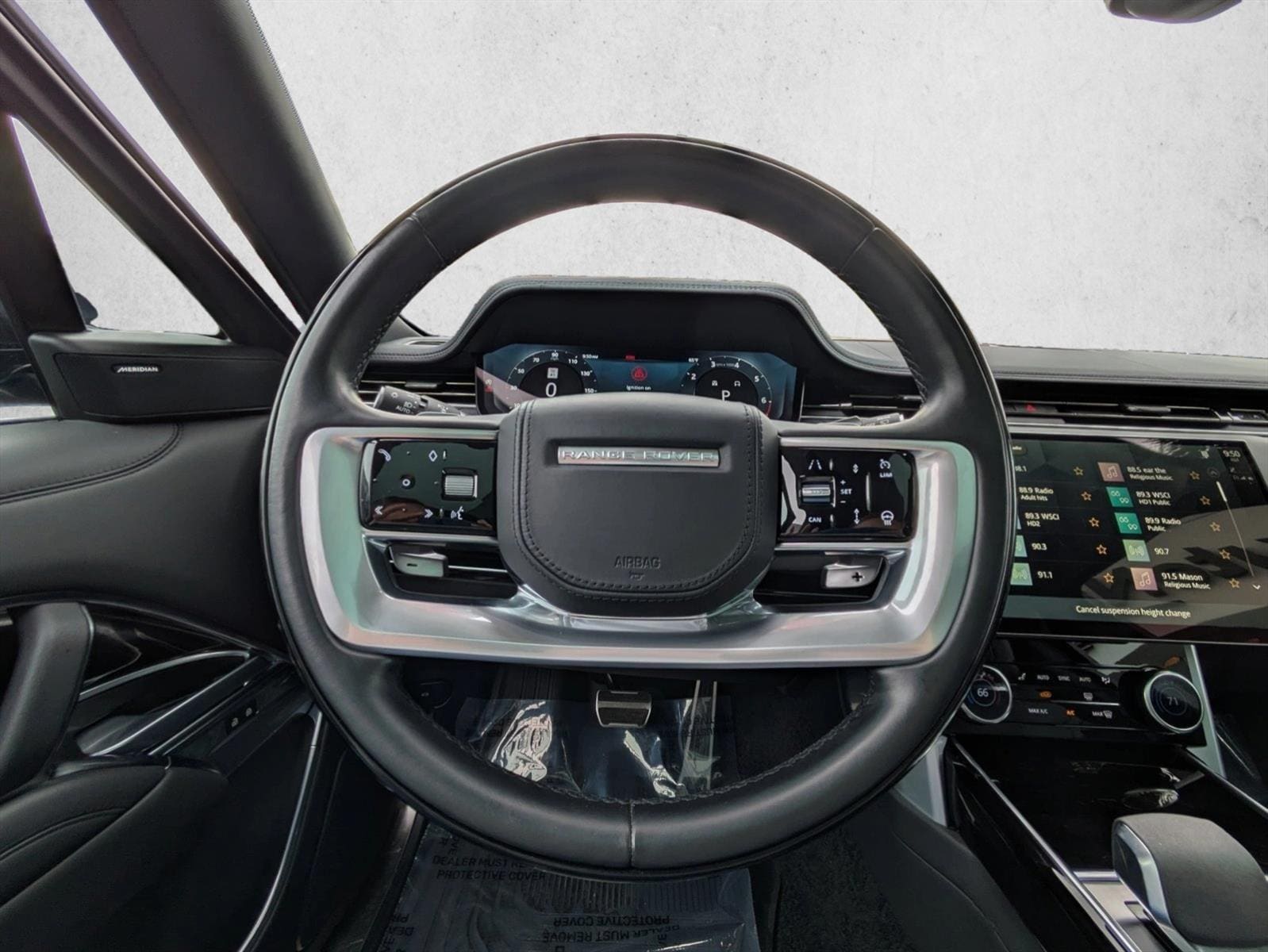 2023 Land Rover Range Rover SE - Photo 12