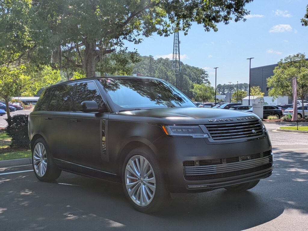 Used 2024 Land Rover Range Rover SV Sport Utility