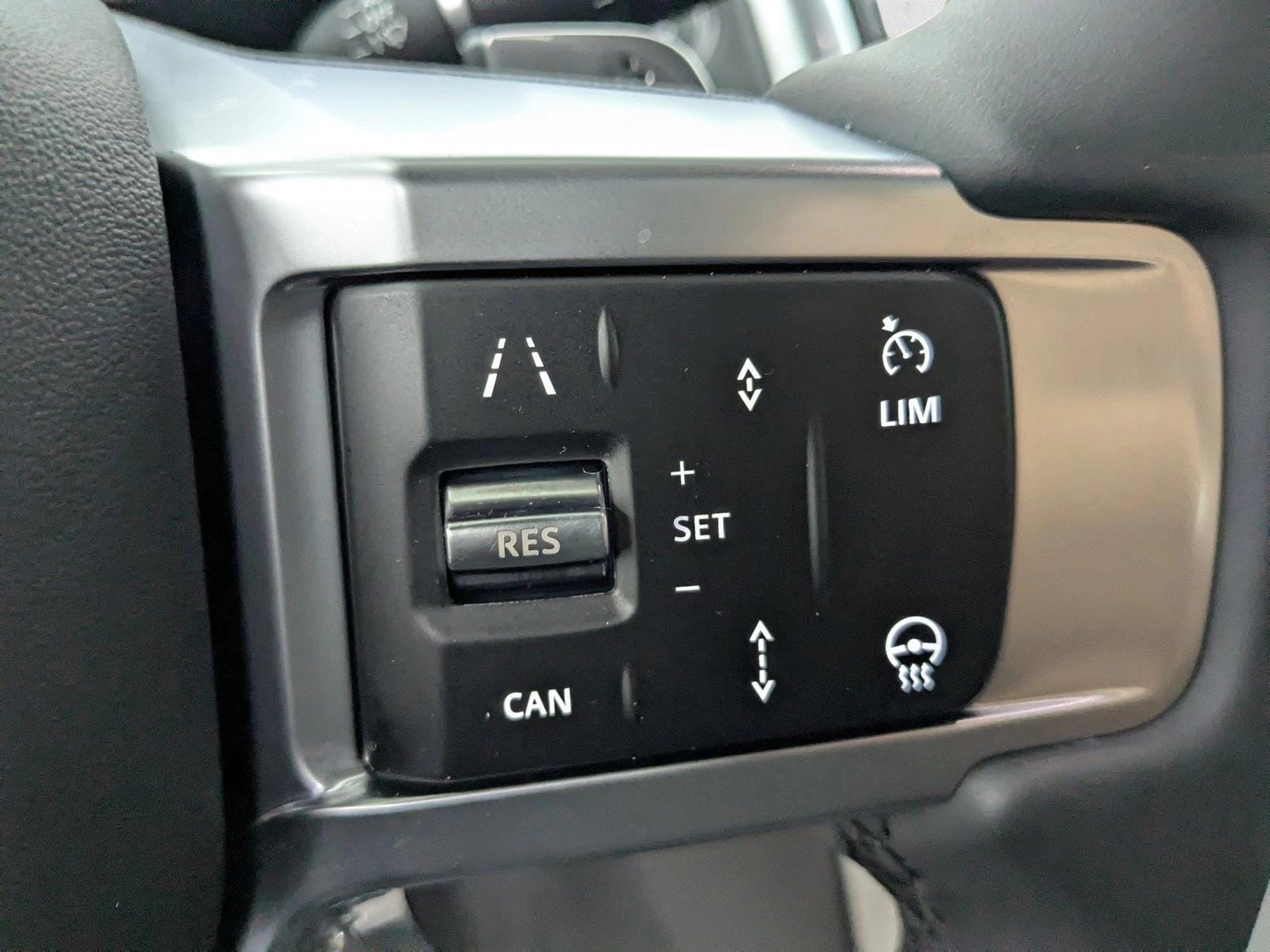 2026 Land Rover Discovery Gemini Edition - Photo 17