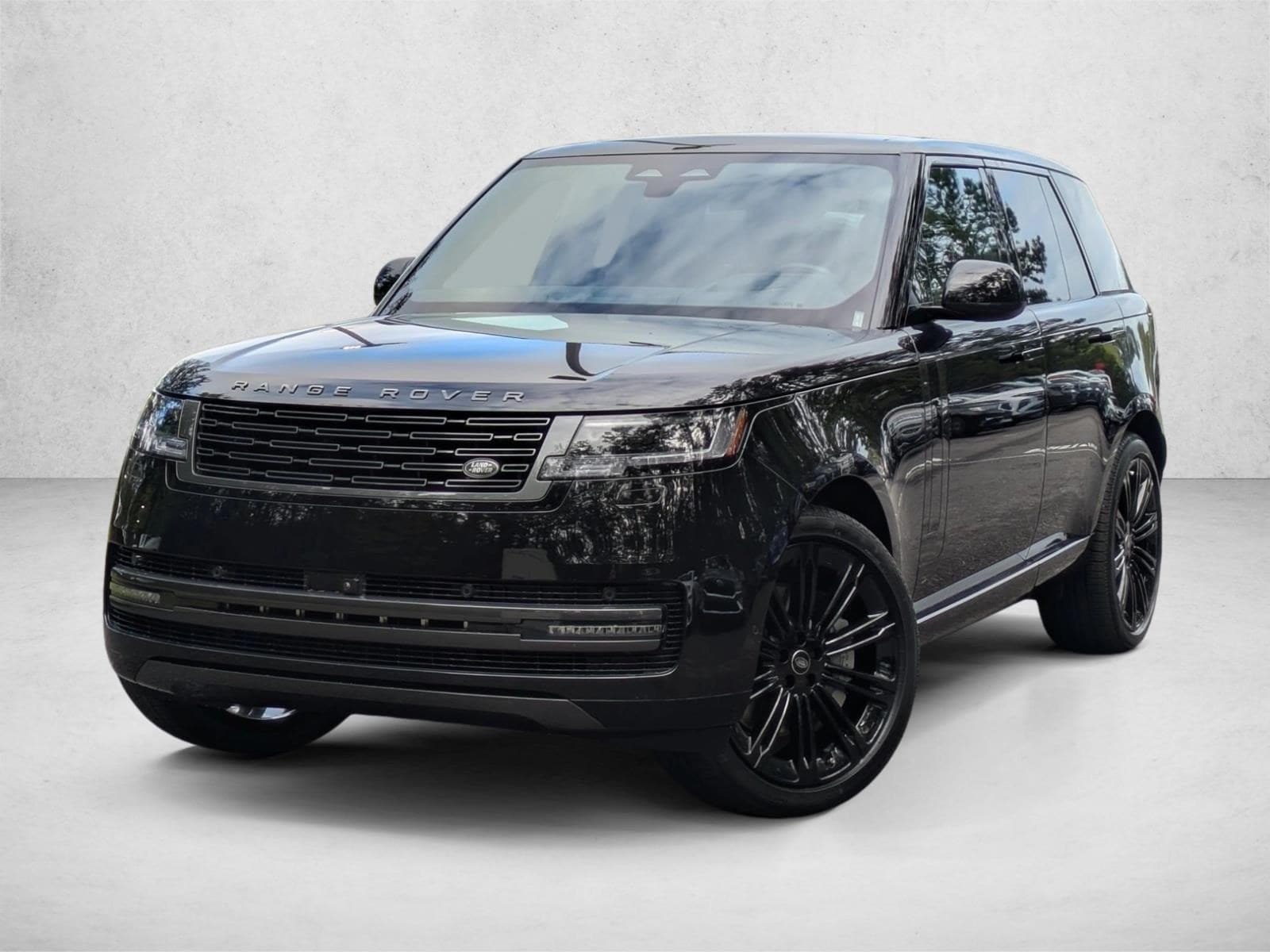2025 Land Rover Range Rover SE's photo
