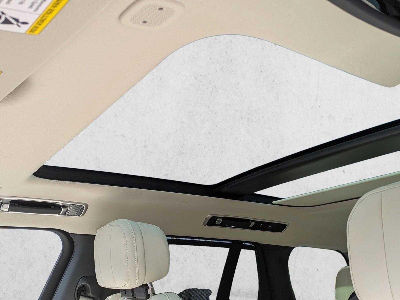 2026 Land Rover Range Rover SE - Photo 15