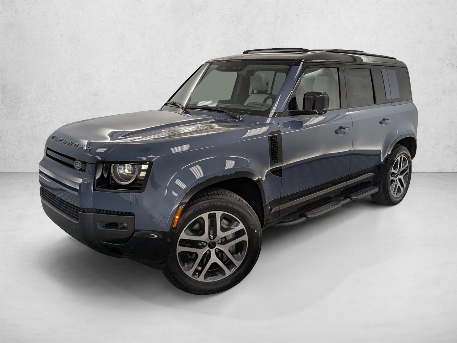 2026 Land Rover Defender X-Dynamic SE's photo