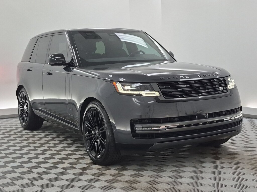 Used 2025 Land Rover Range Rover SE Sport Utility