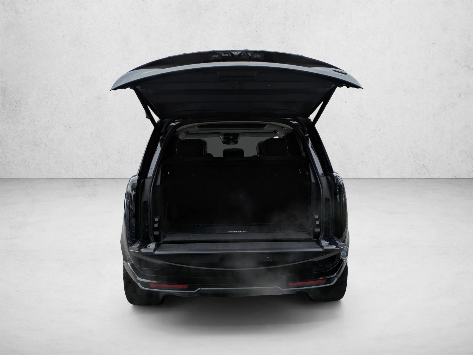 2023 Land Rover Range Rover SE - Photo 8