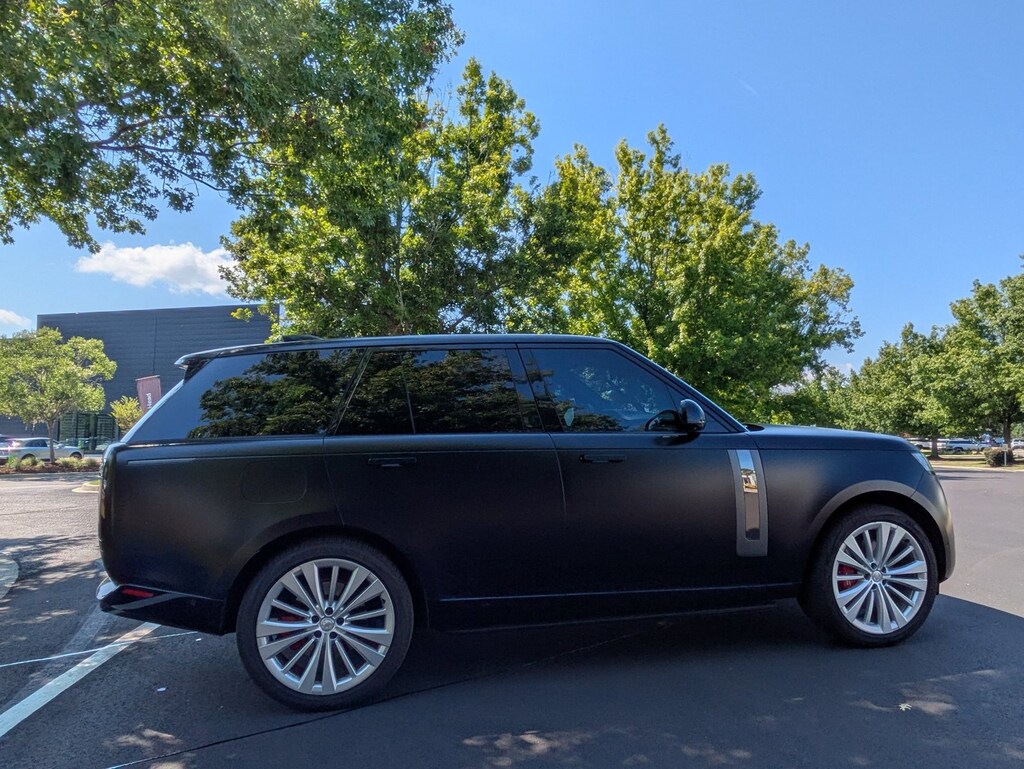 Used 2024 Land Rover Range Rover SV Sport Utility