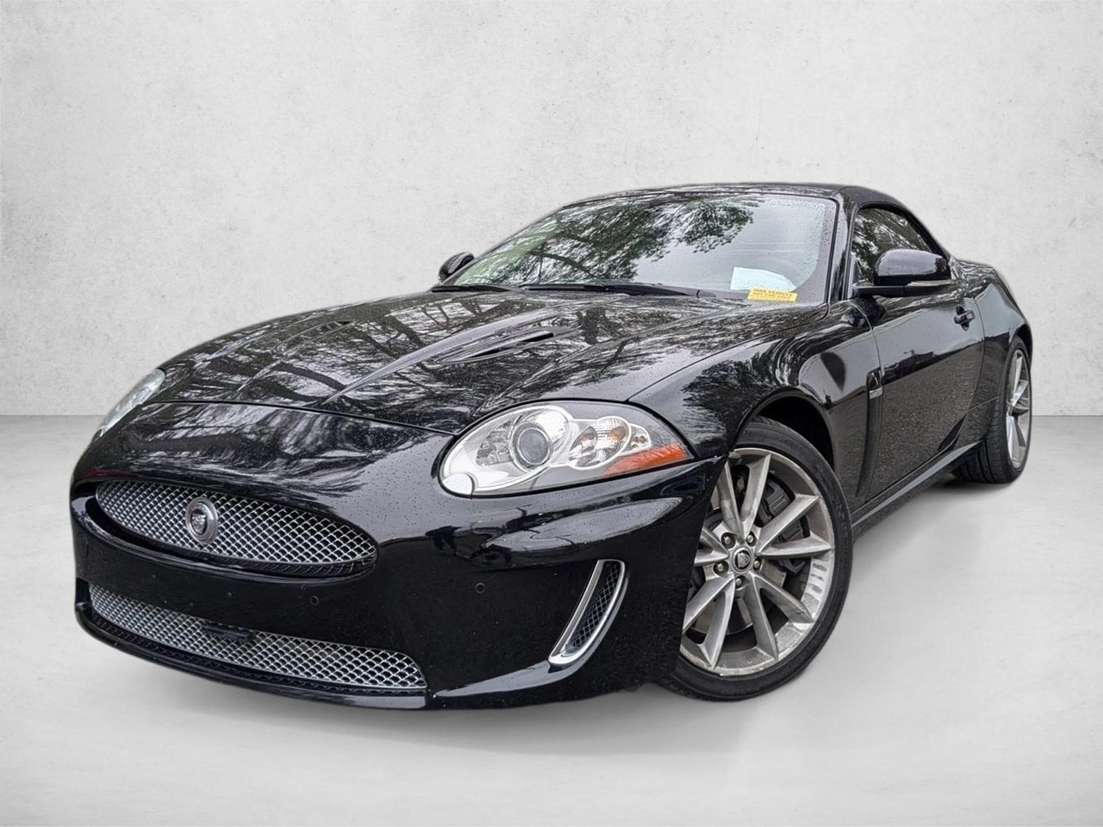 2011 Jaguar XK XKR's photo