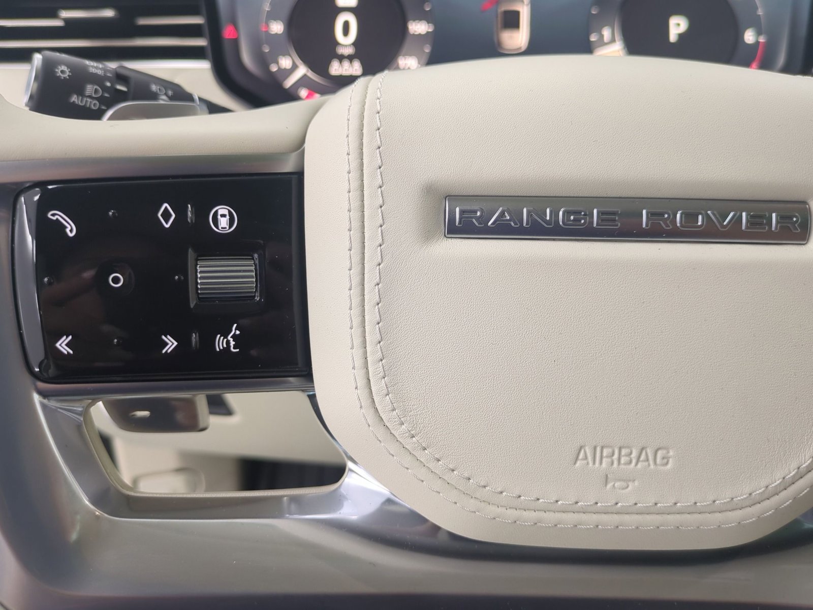 2026 Land Rover Range Rover SE - Photo 20