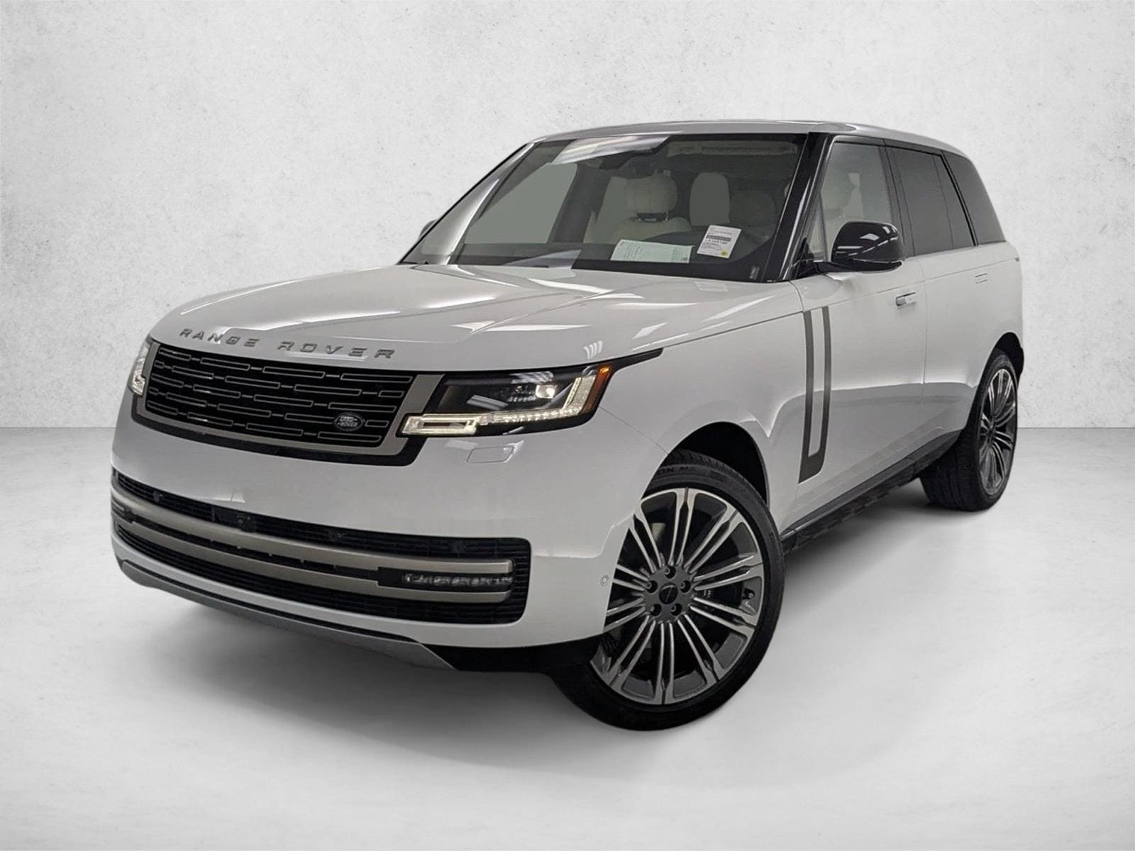 2026 Land Rover Range Rover SE's photo
