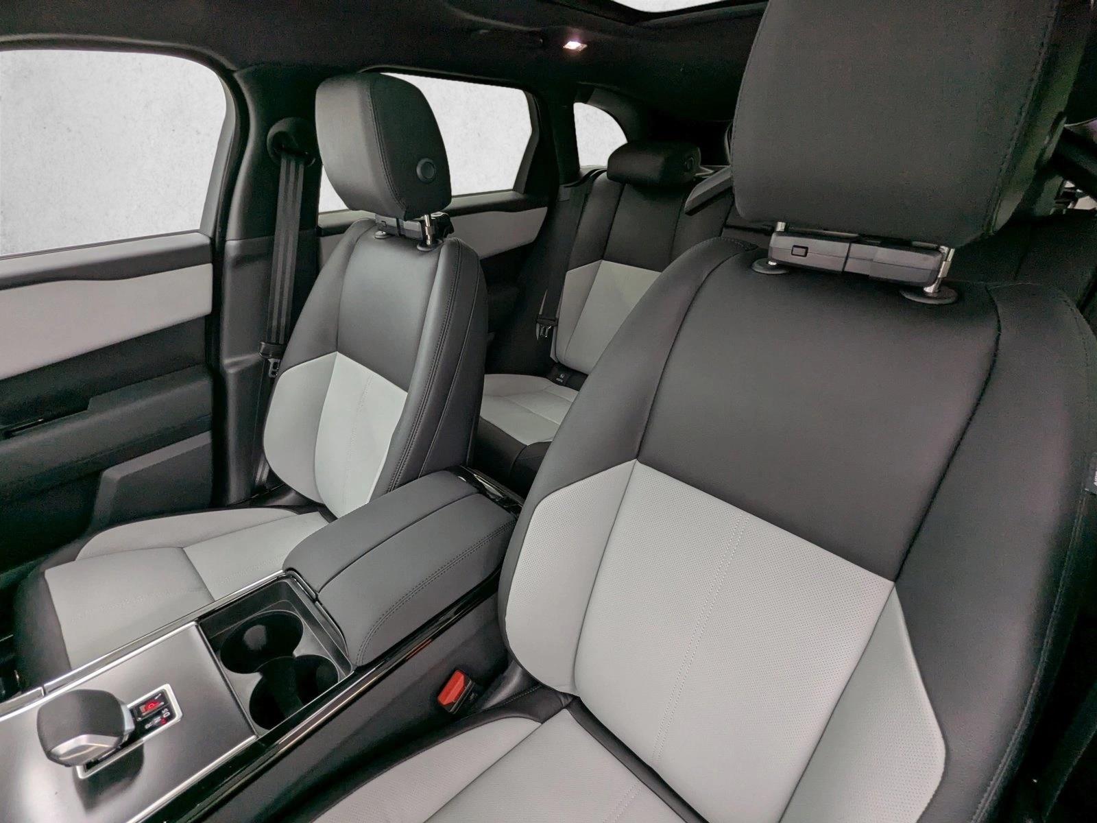 2026 Land Rover Range Rover Velar Dynamic SE - Photo 10
