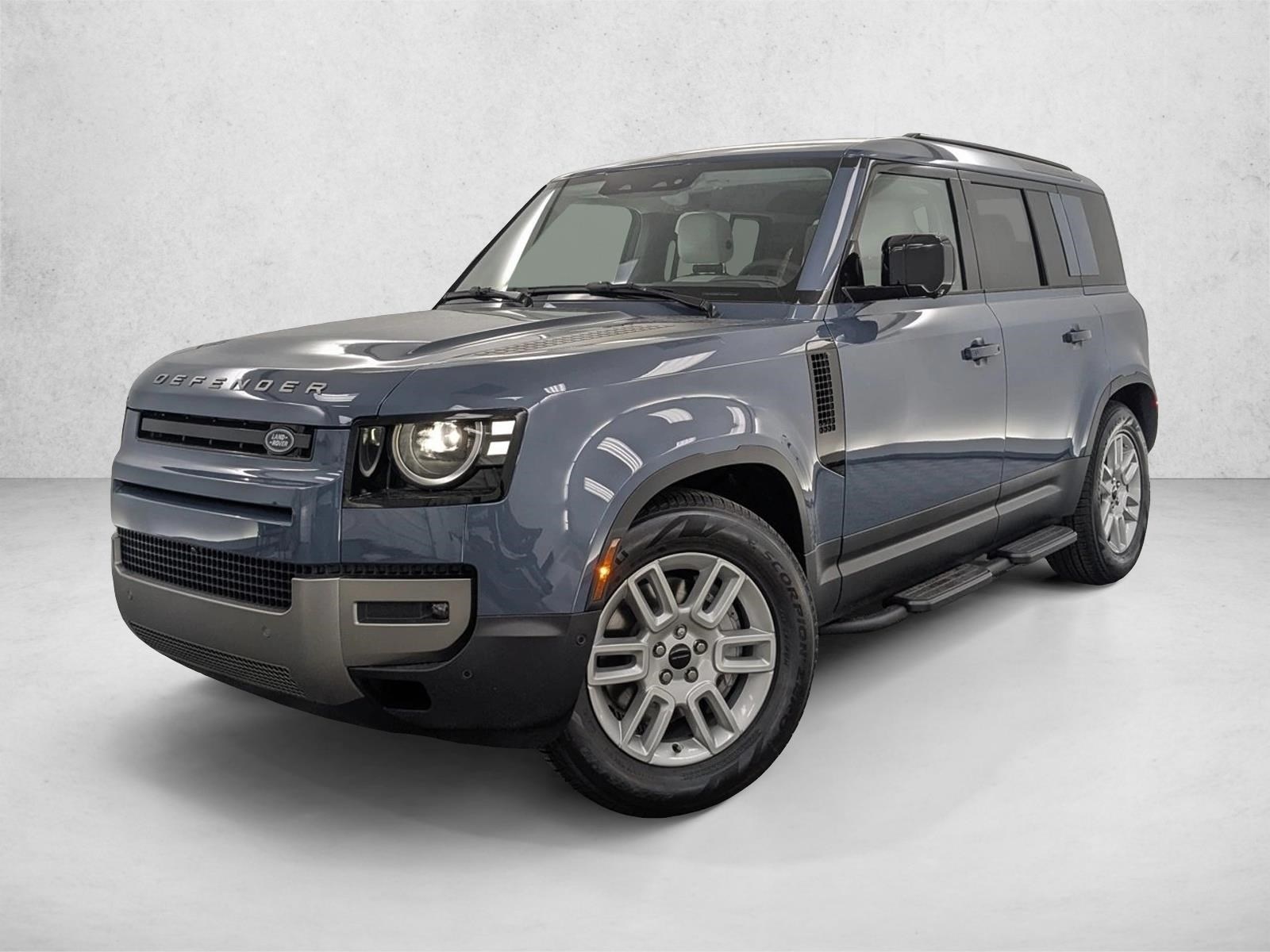 2026 Land Rover Defender S's photo