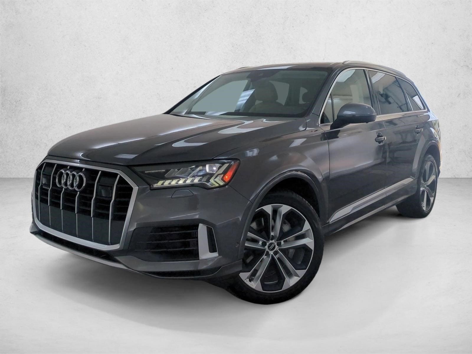 2021 Audi Q7 55 Premium Plus quattro Tiptronic's photo