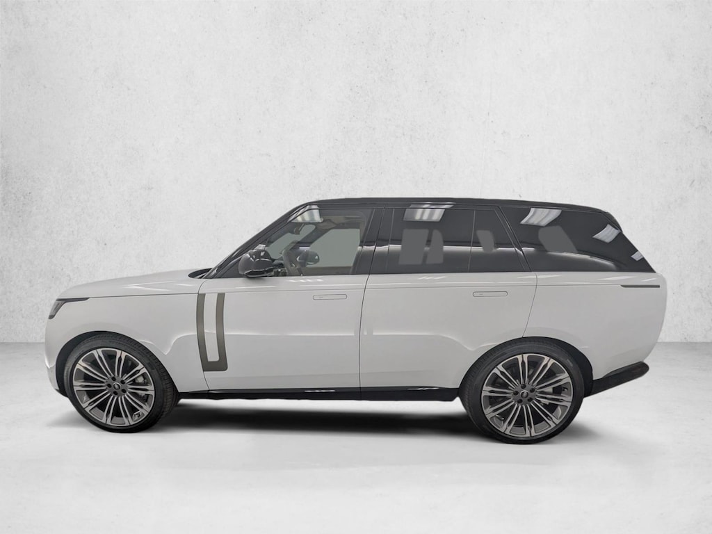 New 2025 Land Rover Range Rover SE SUV