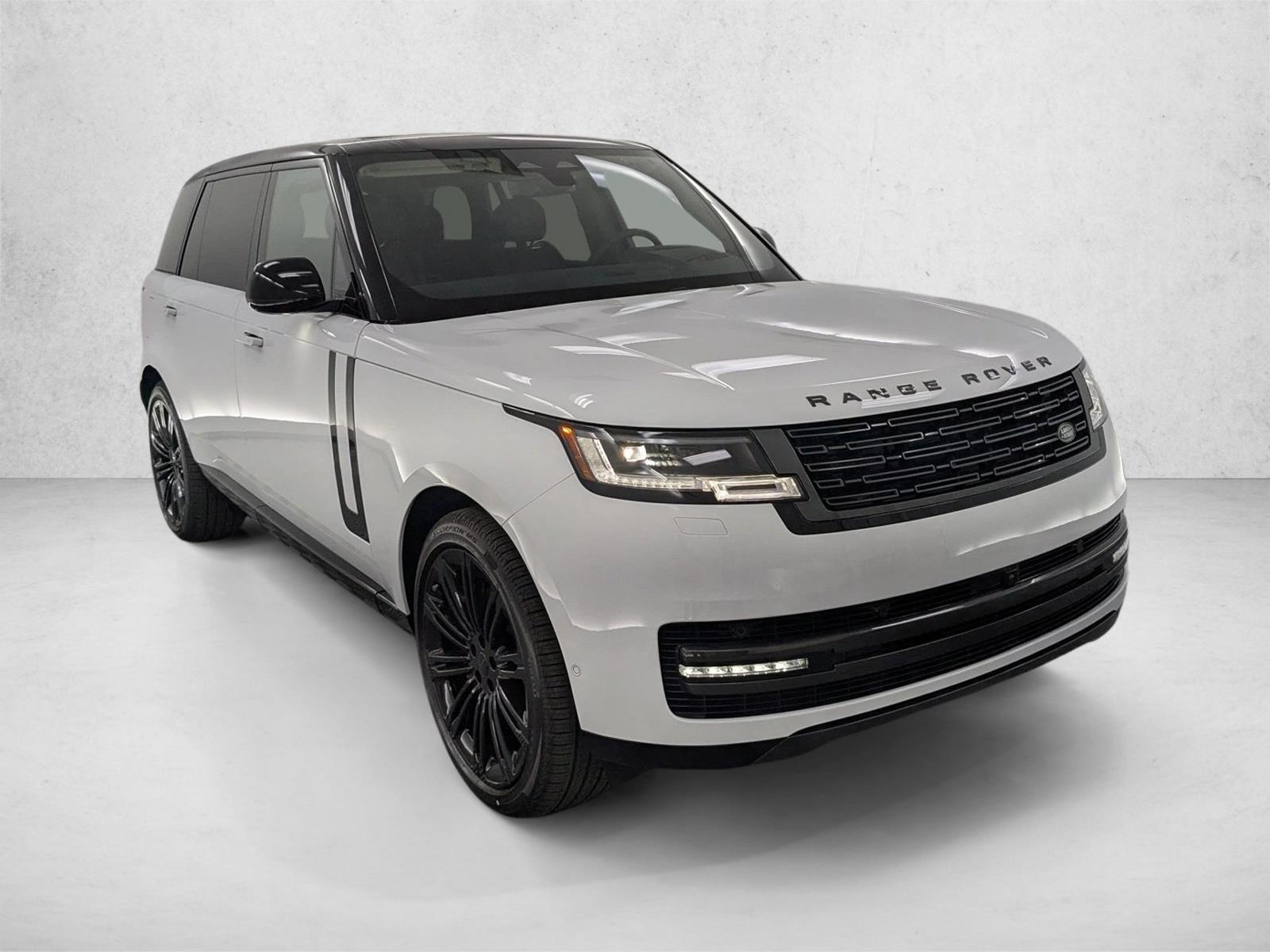 2026 Land Rover Range Rover SE - Photo 4