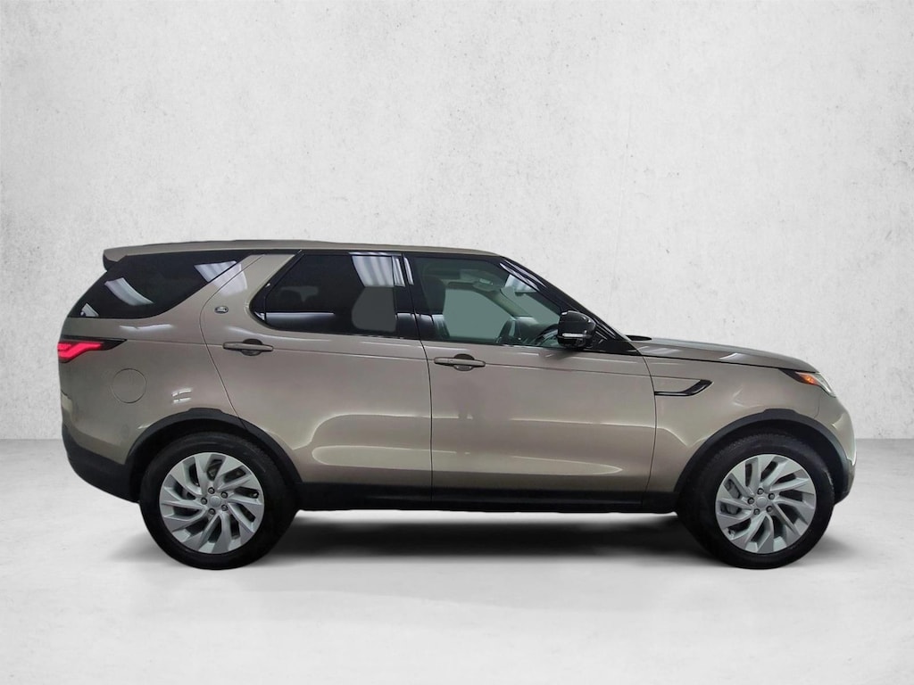 New 2025 Land Rover Discovery S SUV
