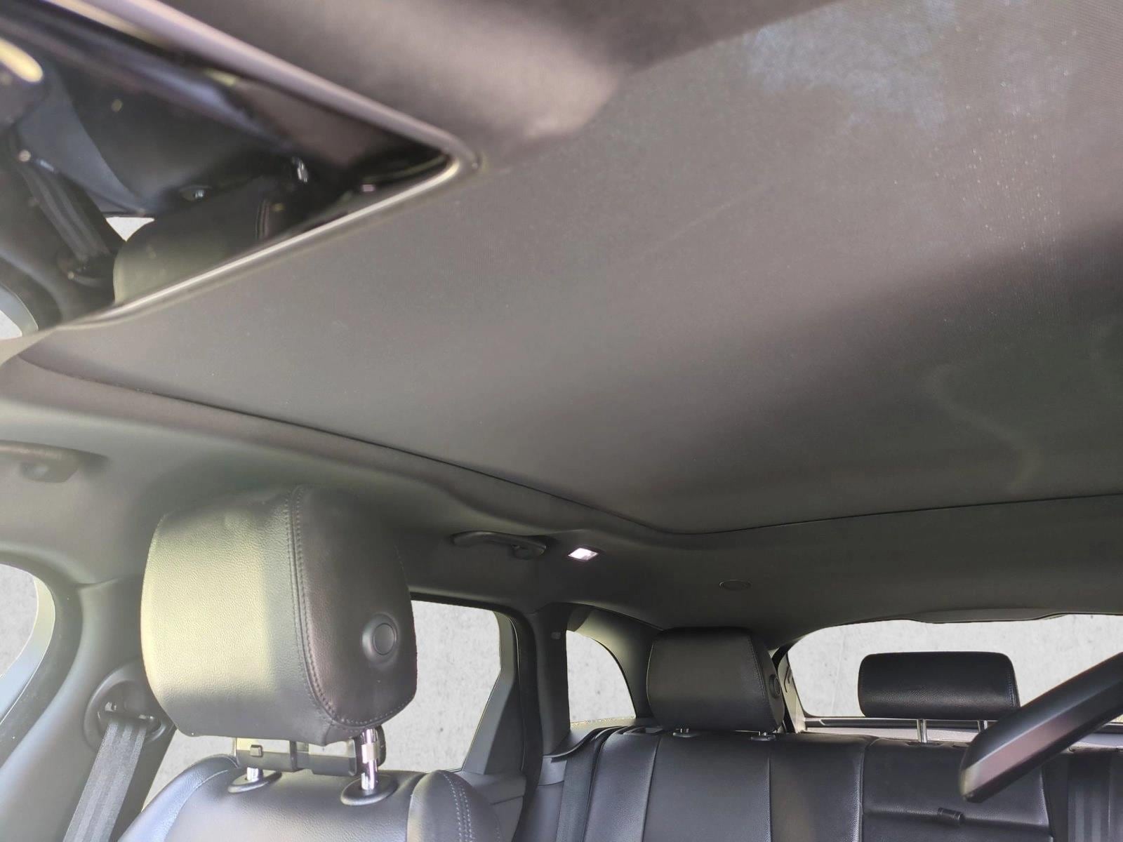 2025 Land Rover Range Rover Velar Dynamic SE - Photo 16