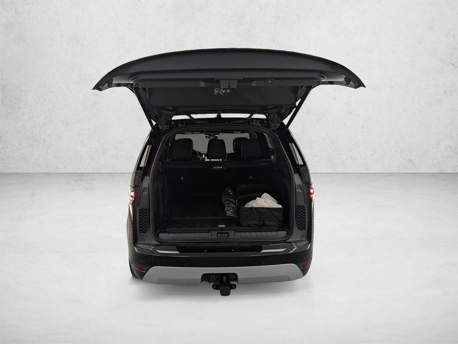 2026 Land Rover Discovery Gemini Edition - Photo 9