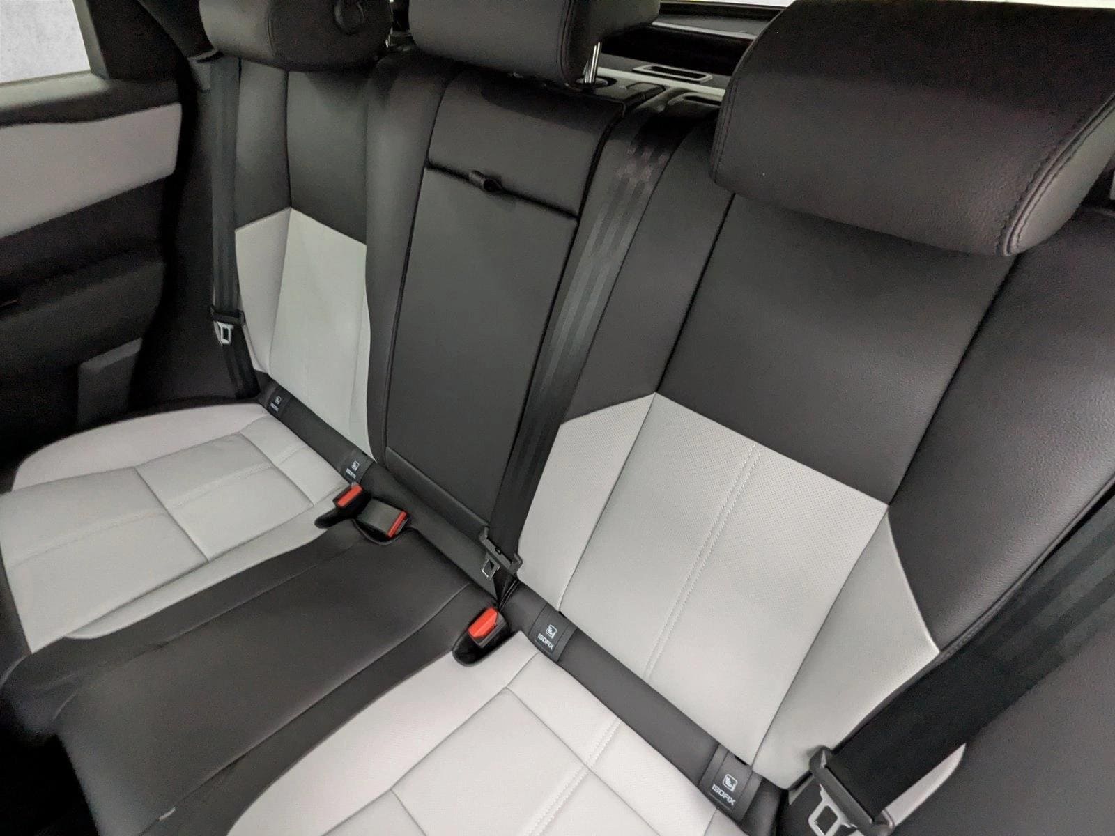 2026 Land Rover Range Rover Velar Dynamic SE - Photo 11