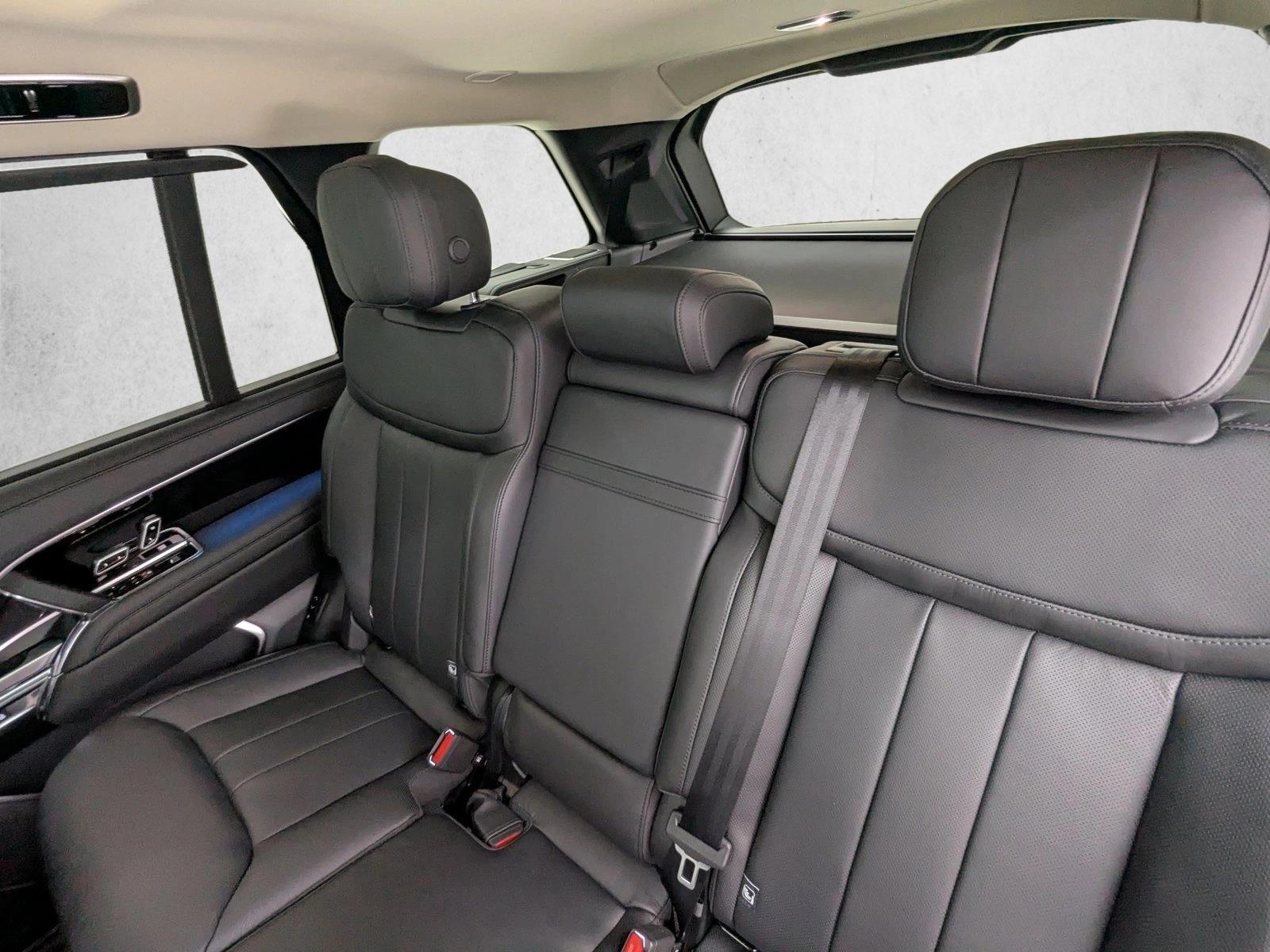 2026 Land Rover Range Rover SE - Photo 21