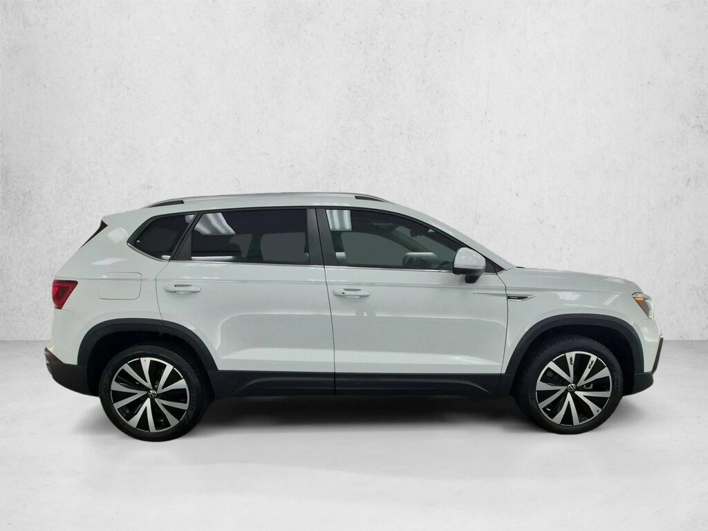 Used 2023 Volkswagen Taos SE Sport Utility