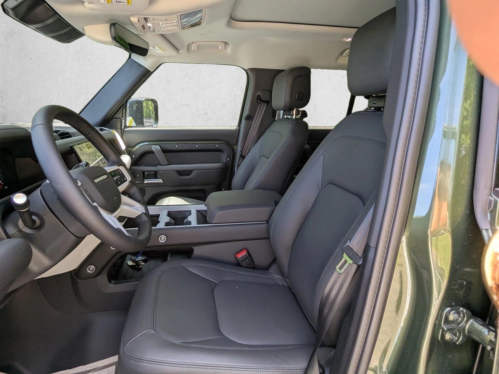 2026 Land Rover Defender S - Photo 10