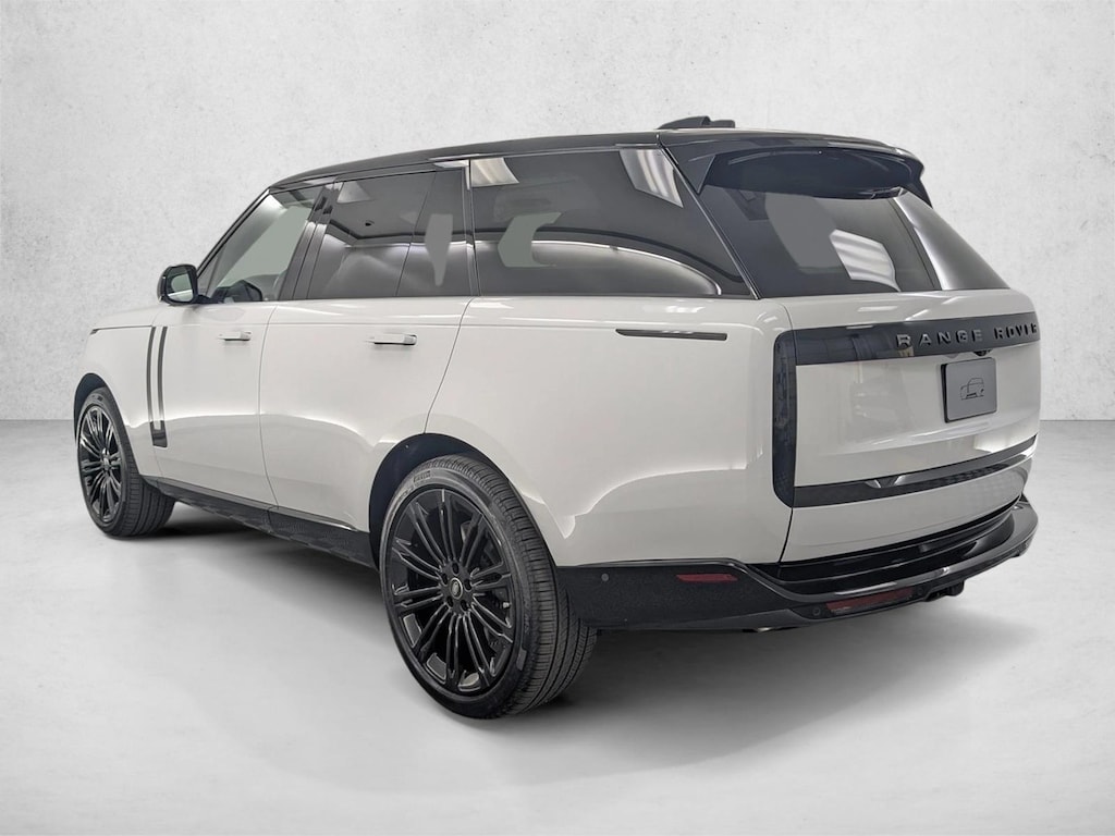 New 2025 Land Rover Range Rover SE 530PS SUV