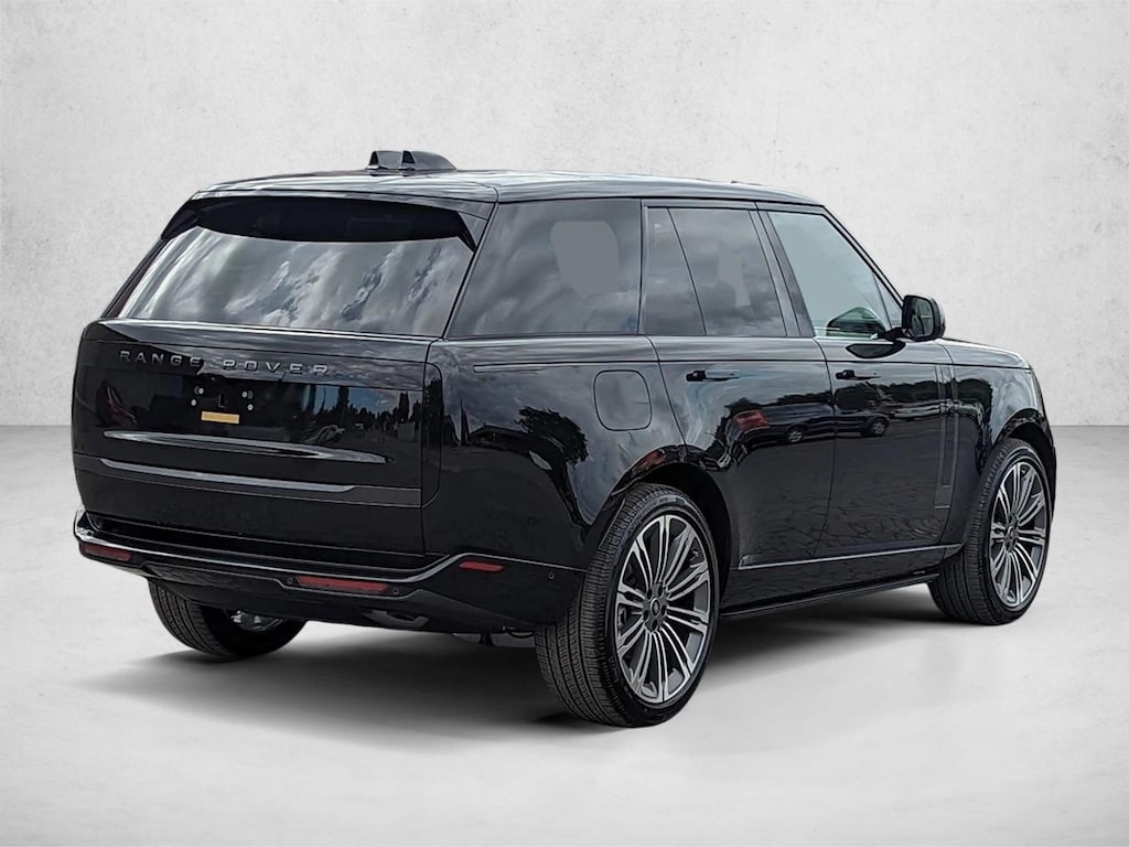 New 2025 Land Rover Range Rover SE Sport Utility