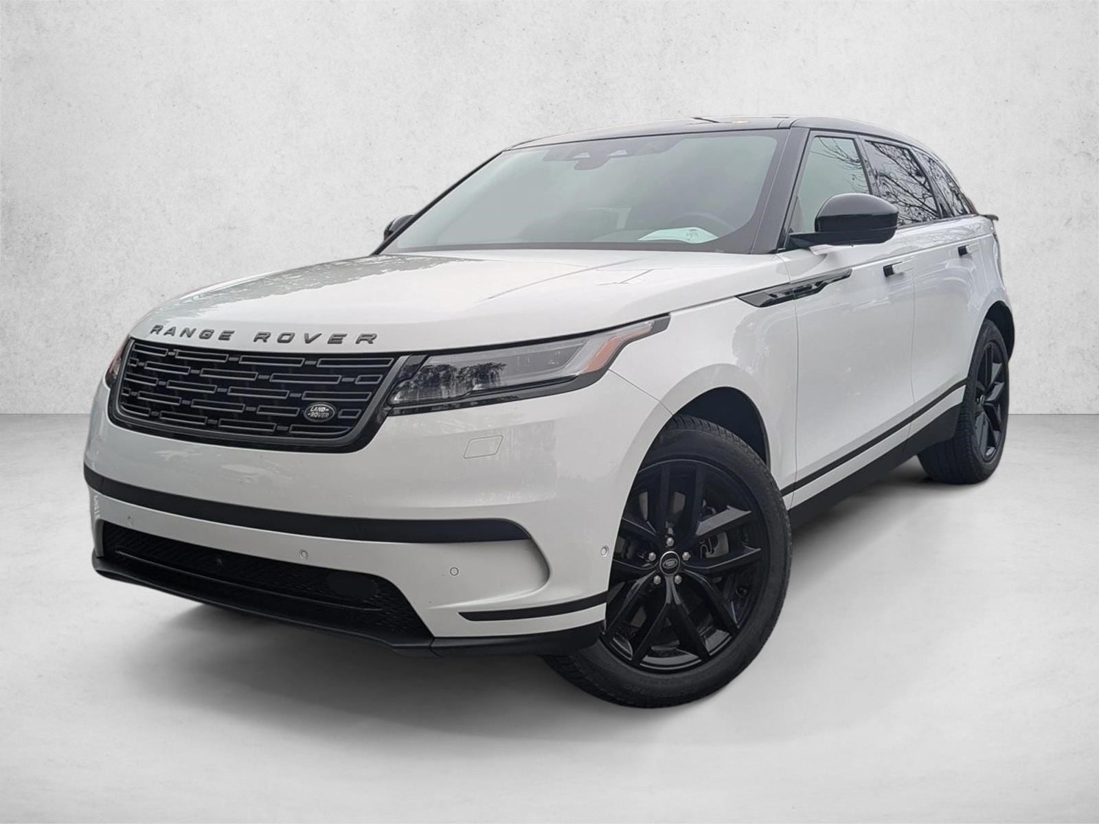 2026 Land Rover Range Rover Velar S's photo