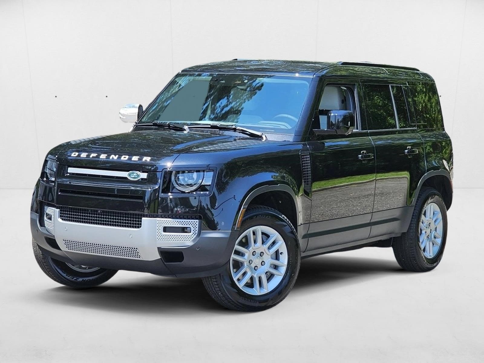 2025 Land Rover Defender 110 P300 S